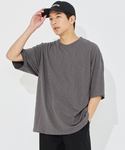 coca(coca)(コカ)の「スラブコットンTシャツ(Tシャツ/カットソー・メンズ・ライトベージュ/チャコール・L/M/XL)」の1枚目の写真