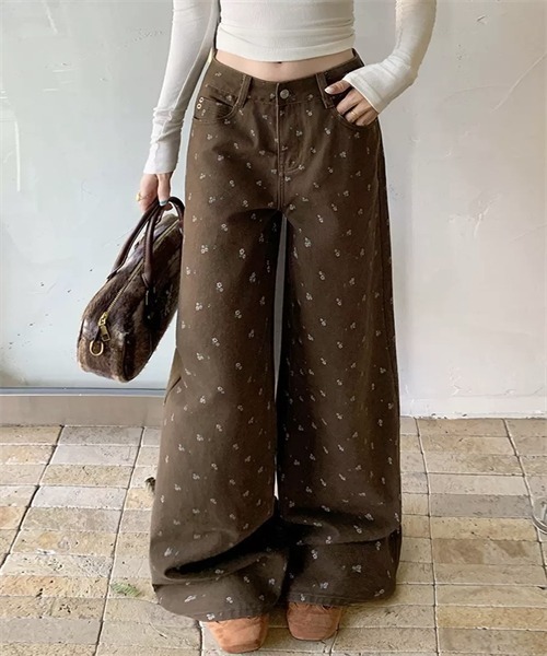 Dream garden（ドリームガーデン）の「小花柄デニムパンツ（デニムパンツ・レディース・ブラウン・S/M/L/XL）」の11枚目の写真