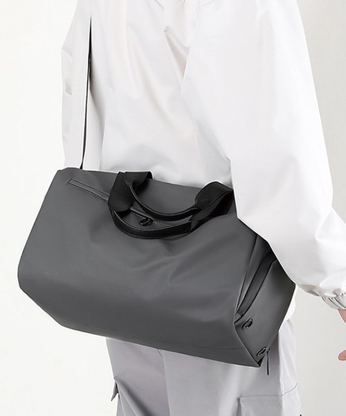 ADDITION STORE(アディションストア)の「【撥水加工】【1泊良好に超◎】【ユニセックス】 ミニボストンバッグ / ジムバッグ(ボストンバッグ・レディース・グレー/ブラック・ONE SIZE)」の1枚目の写真