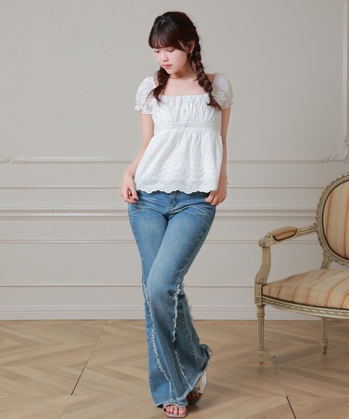 Anely(アネリー)の「Anely コットン フラワー 刺繍 カットワーク ペプラム ブラウス(シャツ/ブラウス・レディース・アイボリー/ホワイト・FREE)」の13枚目の写真
