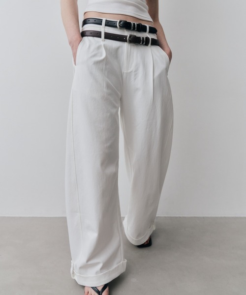 HANNE(アン)の「ロールアップタックワイドパンツ(その他パンツ・レディース・ブラック/ホワイト・S/M)」の1枚目の写真