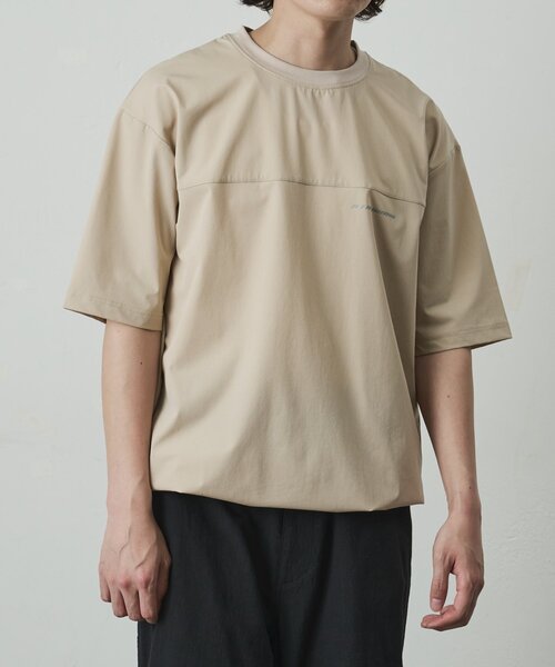 COLONY 2139(コロニートゥーワンスリーナイン)の「接触冷感リフレクタープリント切替Tシャツ(Tシャツ/カットソー・メンズ・カーキ/ブラック/ベージュ/ライトグレー/ブルー/チャコールグレー・X-LARGE/LARGE/MEDIUM)」の4枚目の写真