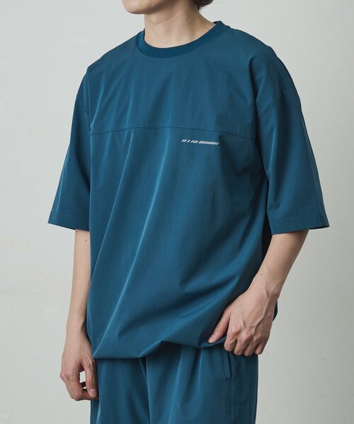 COLONY 2139(コロニートゥーワンスリーナイン)の「接触冷感リフレクタープリント切替Tシャツ(Tシャツ/カットソー・メンズ・カーキ/ブラック/ベージュ/ライトグレー/ブルー/チャコールグレー・X-LARGE/LARGE/MEDIUM)」の6枚目の写真