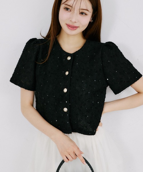 tocco closet(トッコ クローゼット)の「【ZOZO限定】スパンコール装飾サマーツイード半袖ジャケット(ノーカラージャケット・レディース・ホワイト/ブラック・M)」の2枚目の写真