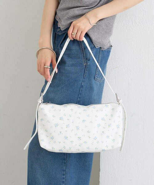 mystic(ミスティック)の「花柄ワンショルダーBAG(トートバッグ・レディース・ブラック/オフホワイト・ONE SIZE)」の5枚目の写真