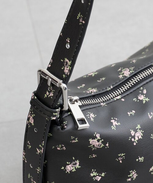 mystic(ミスティック)の「花柄ワンショルダーBAG(トートバッグ・レディース・ブラック/オフホワイト・ONE SIZE)」の15枚目の写真