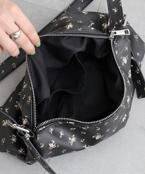 mystic(ミスティック)の「花柄ワンショルダーBAG(トートバッグ・レディース・ブラック/オフホワイト・ONE SIZE)」の16枚目の写真