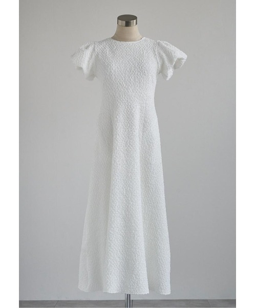LUDICRUM(ルーディクルム)の「Balloon sleeve dress(ワンピース・レディース・ブラック/オフホワイト・FREE)」の16枚目の写真