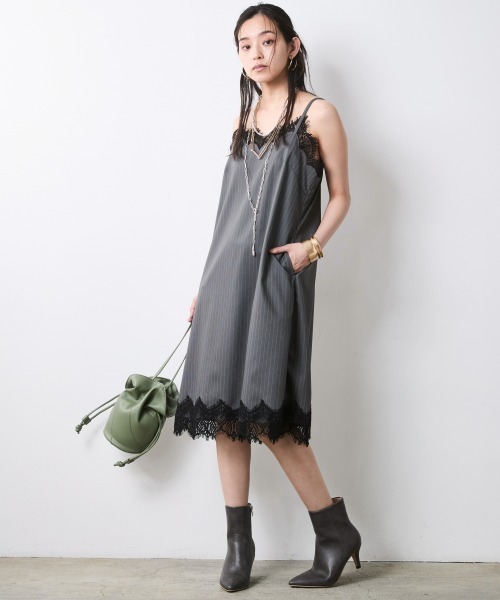 CHIC STYLE（シックスタイル）の「レースキャミソールワンピース＜大きいサイズ有＞シックスタイル（ワンピース・レディース・グレー系/ブラック系・5L/4L/3L/LL/L/M）」の5枚目の写真