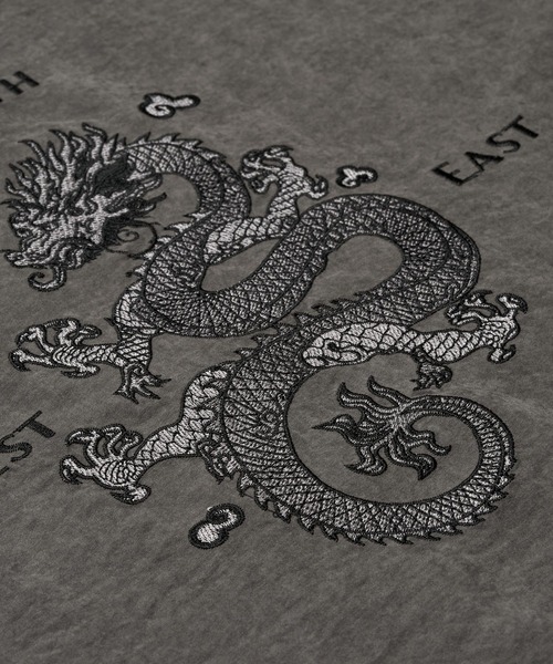 NO ID.(ノーアイディ)の「【NO ID.】Embroidery Souvenir Shirt / エンブロイダリースーベニアシャツ(シャツ/ブラウス・メンズ・グレー/ホワイト/ブラック・ONE SIZE)」の8枚目の写真
