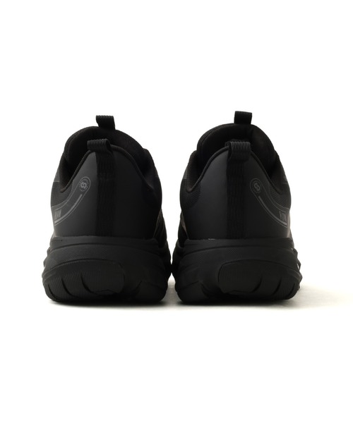 KEEN（キーン）の「KEEN ROAM WP / キーン ローム ウォータープルーフ（スニーカー・メンズ・ブラック・29.0cm/28.5cm/28.0cm/27.5cm/27.0cm/26.5cm/26.0cm）」の3枚目の写真