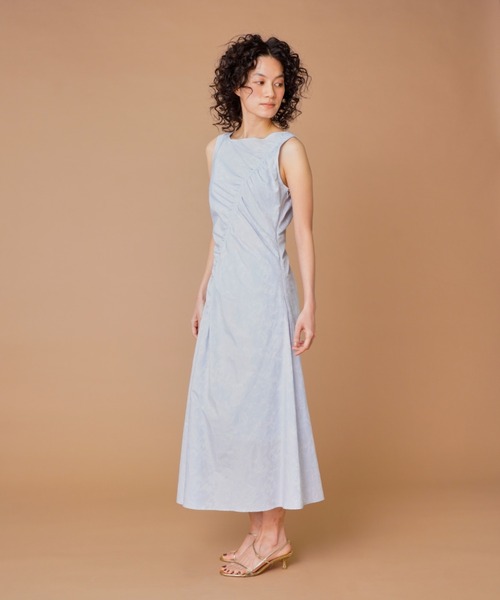 la veille by SUPERIOR CLOSET(ラベイユバイスーペリアクローゼット)の「斜めギャザージャガードワンピース(ワンピース・レディース・サックスブルー・9号)」の6枚目の写真