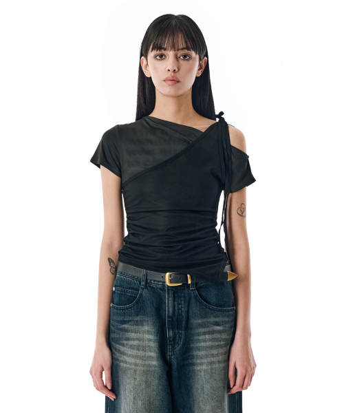 SECONDMONO（セカンドモノローグ）の「W. Layered Off Shoulder Short Sleeve [BLACK]_SEWTS009BLACK（Tシャツ/カットソー・レディース・その他・F）」の2枚目の写真
