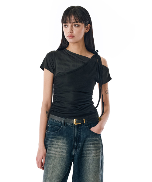 SECONDMONO（セカンドモノローグ）の「W. Layered Off Shoulder Short Sleeve [BLACK]_SEWTS009BLACK（Tシャツ/カットソー・レディース・その他・F）」の4枚目の写真