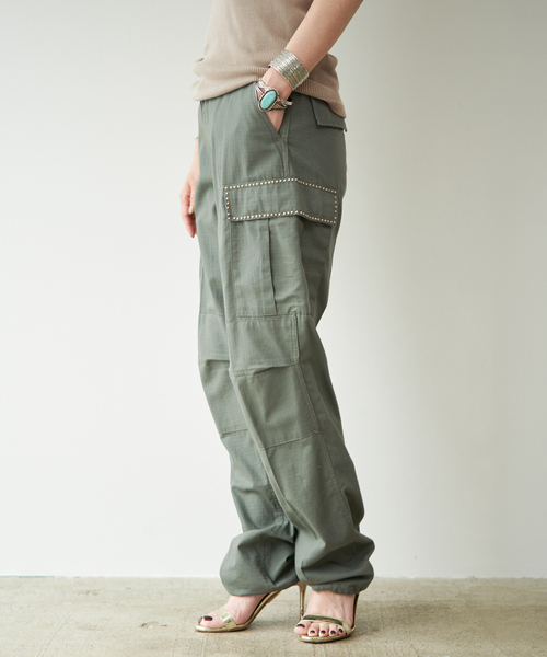 Deuxieme Classe(ドゥーズィエムクラス)の「【MADE IN CALIFORNIA /メイドイン カリフォルニア】Cargo pants(その他パンツ・レディース・カーキ・36/38)」の2枚目の写真