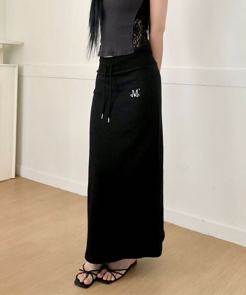 MUCENT(ムセント)の「ベルル マキシ バンディング ロングスカート (3カラー)(スカート・レディース・ブラック/チャコールグレー/ライトグレー・FREE)」の15枚目の写真