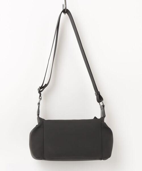 Vivienne Westwood MAN（ヴィヴィアンウエストウッドマン）の「LEE CROSSBODY BAG（ショルダーバッグ・レディース・ブラック・FREE）」の2枚目の写真
