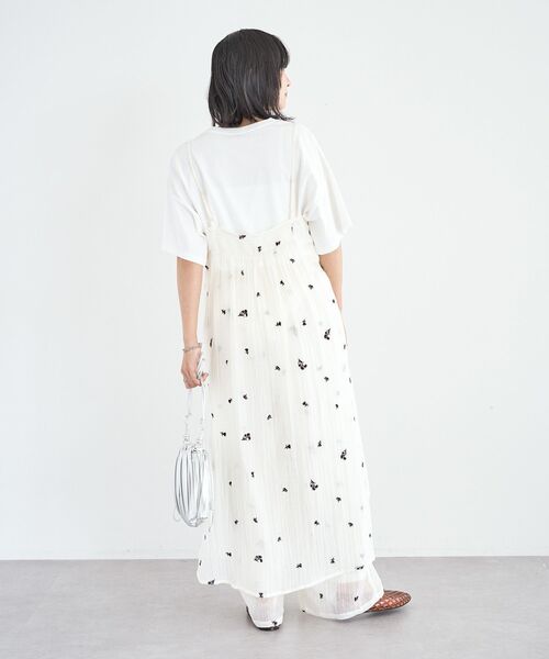 Green　Parks（グリーンパークス）の「花柄刺繍キャミワンピース（ワンピース・レディース・アイボリー/ブラウン・FREE）」の18枚目の写真