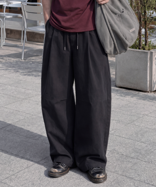 F.ILLUMINATE(フィルミネイト)の「ワンタックカーブドリネンパンツ-ブラック(その他パンツ・レディース・その他・SMALL/MEDIUM/LARGE)」の1枚目の写真