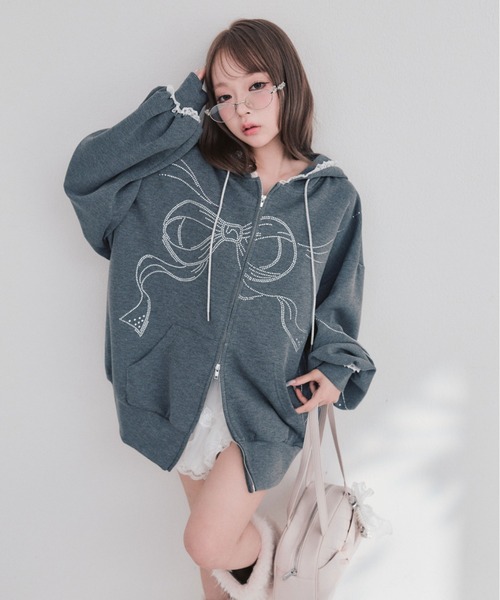 OLIVE des OLIVE（オリーブデオリーブ）の「ホットフィットリボンBigパーカー（パーカー・レディース・チャコールグレー/ブラック/オフホワイト/ピンク・FREE）」の10枚目の写真