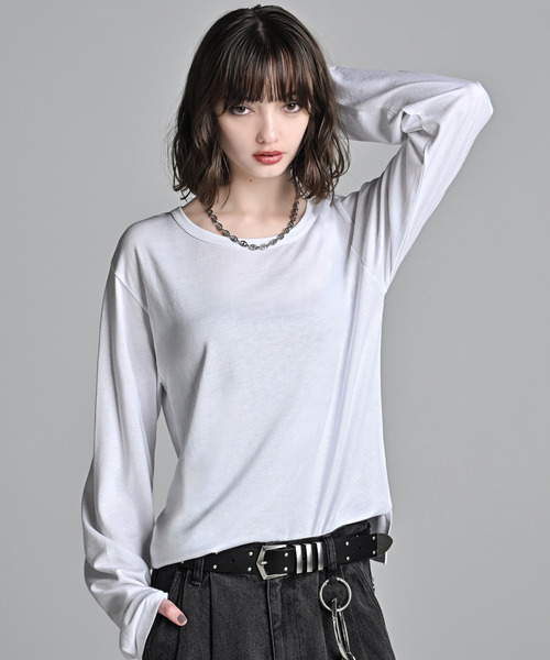 ADRER(アドラー)の「U neck compact silhouette long T / UネックコンパクトシルエットロンT(抗菌防臭機能)(Tシャツ/カットソー・メンズ・ホワイト/ブラック/グレー系1・XS/M/S/L)」の4枚目の写真