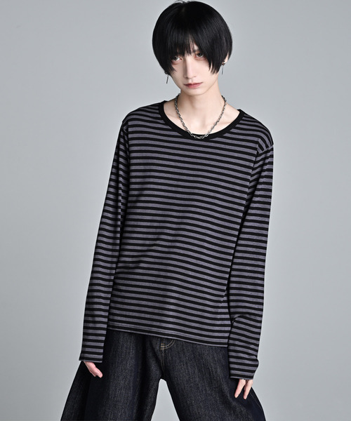 ADRER(アドラー)の「U neck compact silhouette long T / UネックコンパクトシルエットロンT(抗菌防臭機能)(Tシャツ/カットソー・メンズ・ホワイト/ブラック/グレー系1・XS/M/S/L)」の8枚目の写真