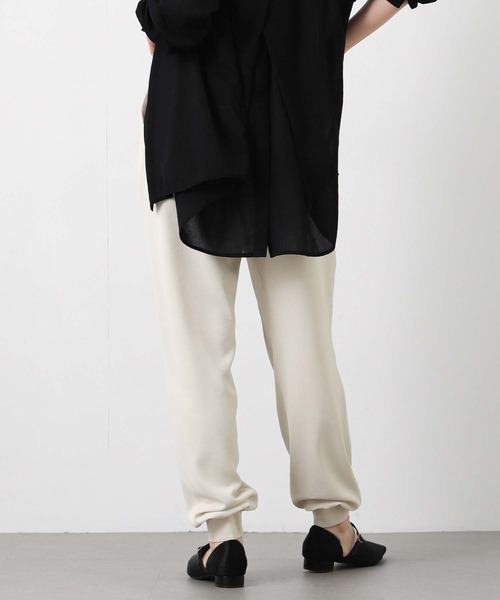 Gready Brilliant（グレディブリリアン）の「裾リブジョガーパンツ（その他パンツ・レディース・ブラック/アイボリー・38/36）」の18枚目の写真