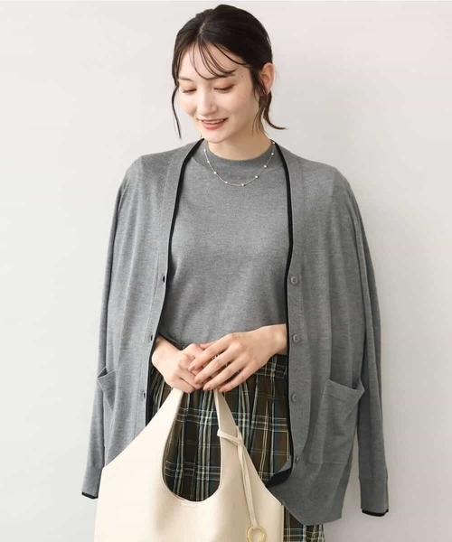 MK MICHEL KLEIN（エムケーミッシェルクラン）の「[洗える]配色カラーニットアンサンブル（カーディガン/ボレロ・レディース・グレー/ネイビー/レッド・38）」の15枚目の写真