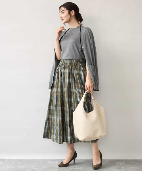 MK MICHEL KLEIN（エムケーミッシェルクラン）の「[洗える]配色カラーニットアンサンブル（カーディガン/ボレロ・レディース・グレー/ネイビー/レッド・38）」の18枚目の写真