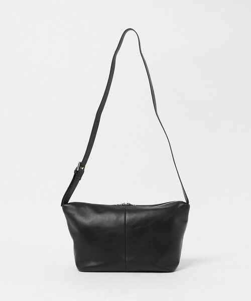 green label relaxing(グリーンレーベルリラクシング)の「GLR ファンクショナル レザー ショルダーバッグ(ショルダーバッグ・メンズ・ブラック・FREE)」の4枚目の写真