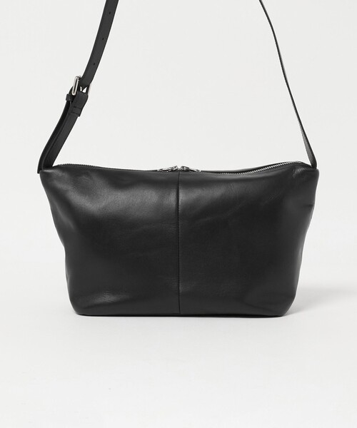 green label relaxing(グリーンレーベルリラクシング)の「GLR ファンクショナル レザー ショルダーバッグ(ショルダーバッグ・メンズ・ブラック・FREE)」の5枚目の写真