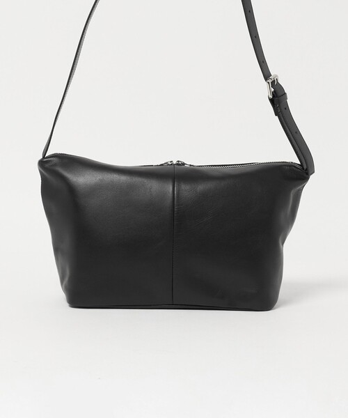 green label relaxing(グリーンレーベルリラクシング)の「GLR ファンクショナル レザー ショルダーバッグ(ショルダーバッグ・メンズ・ブラック・FREE)」の7枚目の写真
