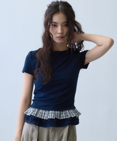 Clum(クルム)の「check frill layered T-shirt / チェックフリルレイヤードTシャツ(Tシャツ/カットソー・レディース・ネイビー・MEDIUM/SMALL)」の14枚目の写真