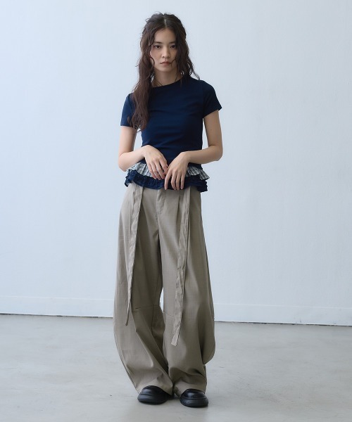 Clum(クルム)の「check frill layered T-shirt / チェックフリルレイヤードTシャツ(Tシャツ/カットソー・レディース・ネイビー・MEDIUM/SMALL)」の6枚目の写真