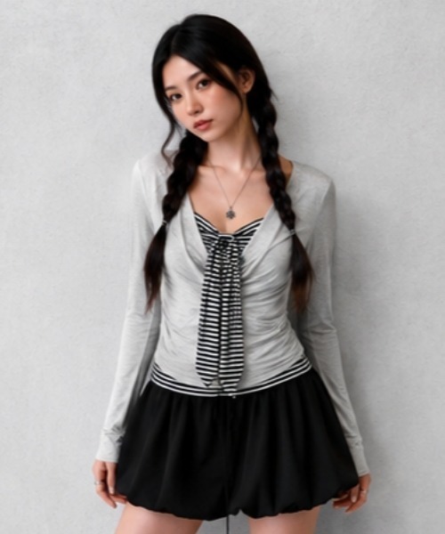 AsRiRe（アスリレイ）の「26aw 【ネクタイ風デザイン】ボーダーレイヤードギャザー長袖トップス（Tシャツ/カットソー・レディース・グレー/ネイビー/ブラック/ホワイト・M）」の10枚目の写真