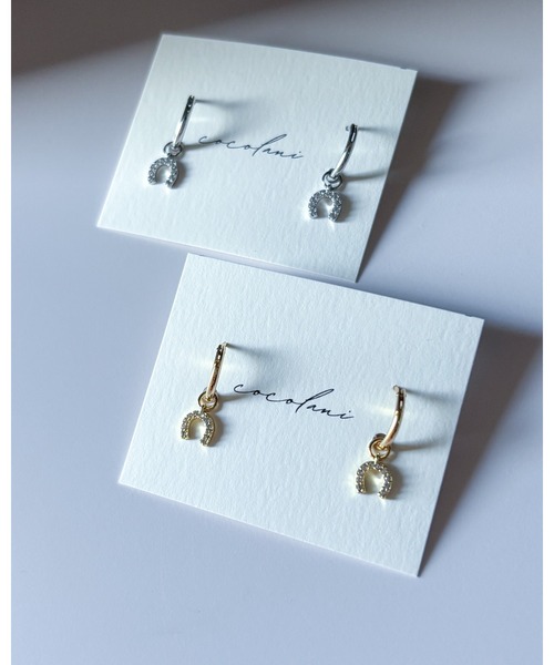 tone(トーン)の「【cocolani】【金属アレルギー対応】ビジュー馬蹄チャーム フープピアス(MA)(ピアス(両耳用)・レディース・シルバー/ゴールド・FREE)」の17枚目の写真