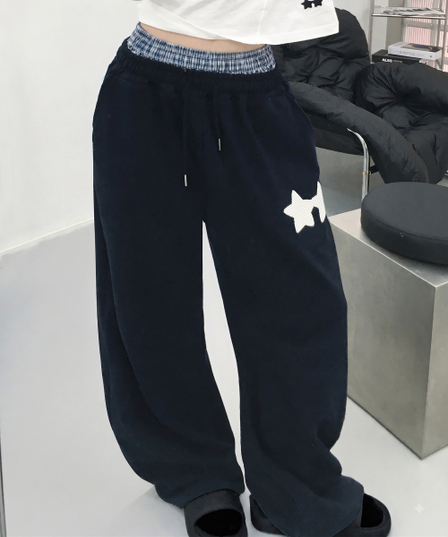 FUZZY SCAN（ファジスキャン）の「チェックレイヤード カーブドバルーンパンツ 3色（スウェットパンツ・レディース・ライトグレー/ブラック/ネイビー・ONE SIZE）」の5枚目の写真