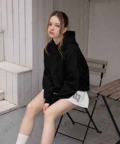 ROSEFRANTZ（ロゼフランツ）の「Back Rose Embroidery Hoodie [Black]（パーカー・レディース・ブラック・S/M/XS/S）」の3枚目の写真