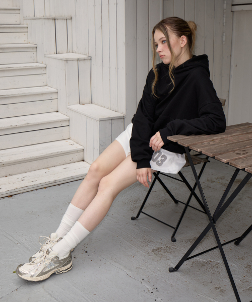 ROSEFRANTZ（ロゼフランツ）の「Back Rose Embroidery Hoodie [Black]（パーカー・レディース・ブラック・S/M/XS/S）」の5枚目の写真