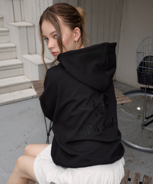 ROSEFRANTZ（ロゼフランツ）の「Back Rose Embroidery Hoodie [Black]（パーカー・レディース・ブラック・S/M/XS/S）」の9枚目の写真