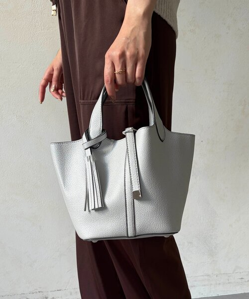 Chez toi(シェトワ)の「タッセル付トートBAG(トートバッグ・レディース・オレンジ/ブラウン/ブラック/シルバー・FREE)」の20枚目の写真