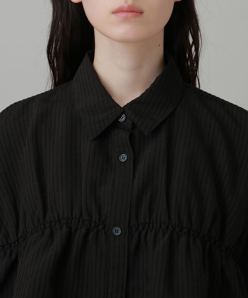 LAKOLE(ラコレ)の「フリルバックシャーリングシャツ / 1056725(シャツ/ブラウス・レディース・アイボリー/ブラック/マスタード/ボルドー・FREE)」の16枚目の写真