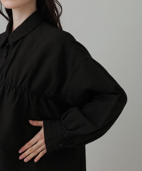 LAKOLE(ラコレ)の「フリルバックシャーリングシャツ / 1056725(シャツ/ブラウス・レディース・アイボリー/ブラック/マスタード/ボルドー・FREE)」の17枚目の写真