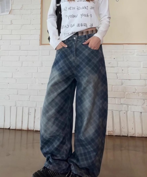 semplice（センプリチェ）の「デニムパンツ【韓国ファッション】（デニムパンツ・レディース・ブルー・XL/S/M/L）」の6枚目の写真