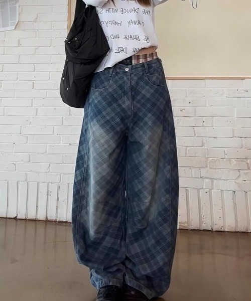 semplice（センプリチェ）の「デニムパンツ【韓国ファッション】（デニムパンツ・レディース・ブルー・XL/S/M/L）」の9枚目の写真