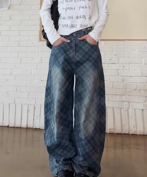 semplice（センプリチェ）の「デニムパンツ【韓国ファッション】（デニムパンツ・レディース・ブルー・XL/S/M/L）」の2枚目の写真