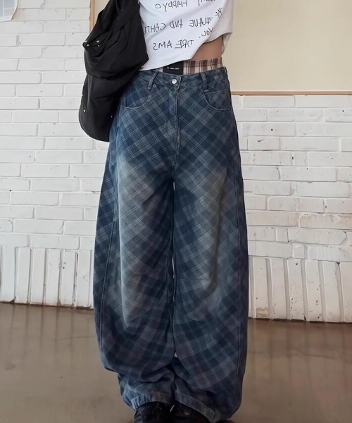 semplice（センプリチェ）の「デニムパンツ【韓国ファッション】（デニムパンツ・レディース・ブルー・XL/S/M/L）」の3枚目の写真