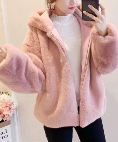NANEA(ナネア)の「ボアジップパーカー(その他アウター・レディース・ブラック/ホワイト/ピンク・LARGE/X-LARGE)」の5枚目の写真