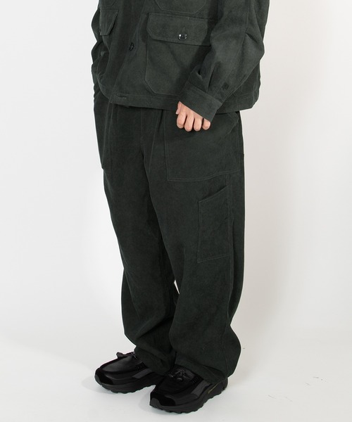 DAIWA PIER39(ダイワピア39)の「TECH MECHANICS PANTS CORDUROY BP-42026W(その他パンツ・メンズ・グリーン/ネイビー・SMALL/X-LARGE/LARGE/MEDIUM)」の1枚目の写真