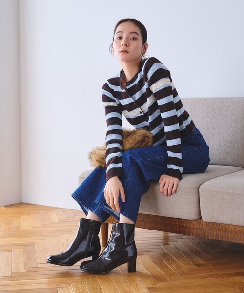 BEAUTY&YOUTH UNITED ARROWS(ビューティーアンドユースユナイテッドアローズ)の「レザーライク オブリーク ショートブーツ(ブーツ・レディース・ブラック/ワイン・37/36/38)」の5枚目の写真